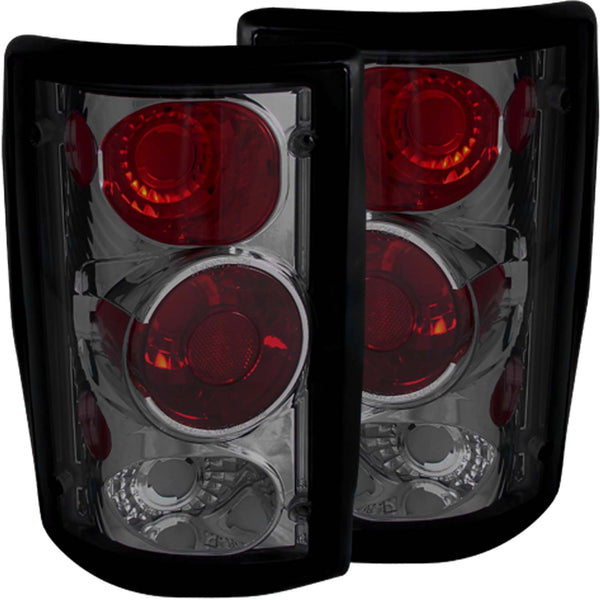 ANZO USA Tail Light Assembly for 1995-2002 Ford E-150 Econoline - 221183 - (2002 2001 2000 1999 1998 1997 1996 1995)